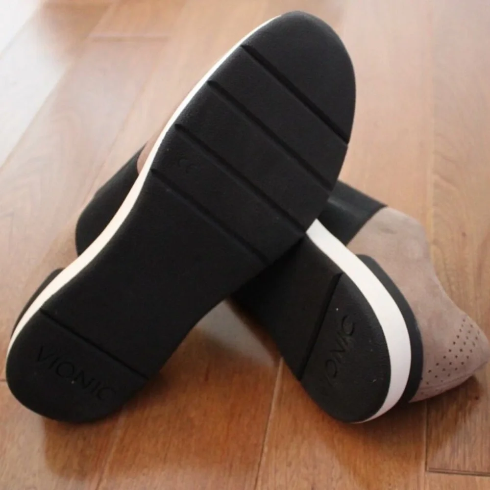 Vionic Cosmic Codie Taupe Slip On Athletic Shoe Sneaker Womens 7 - Picture 8 of 8